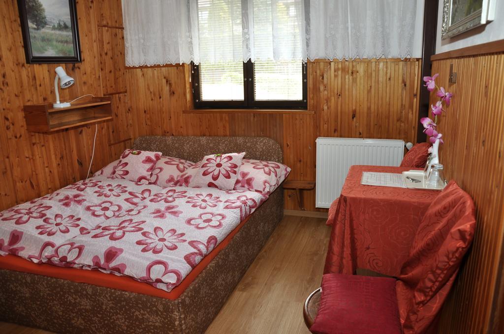 Pension Nika Cesky Krumlov Exterior photo